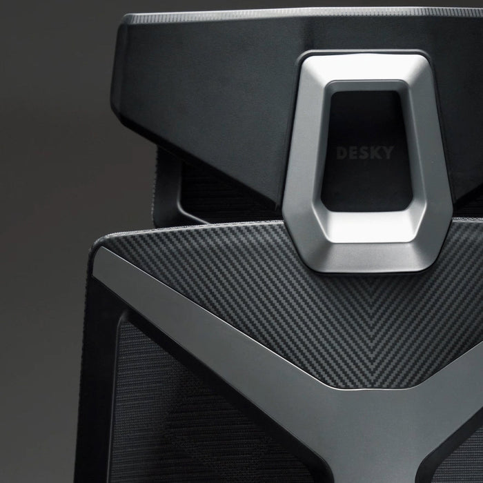 Desky Vanguard Gaming Chair